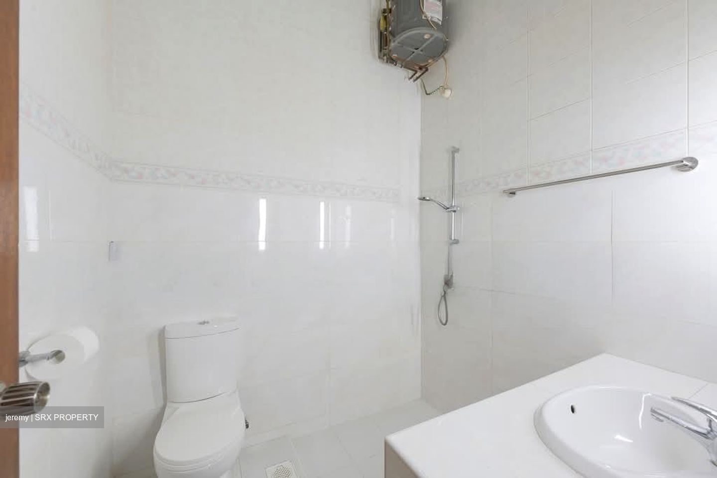 Bedok Ria (D16), Terrace #549967991